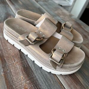 J/Slides Women's Metallic Sandals size 8.5